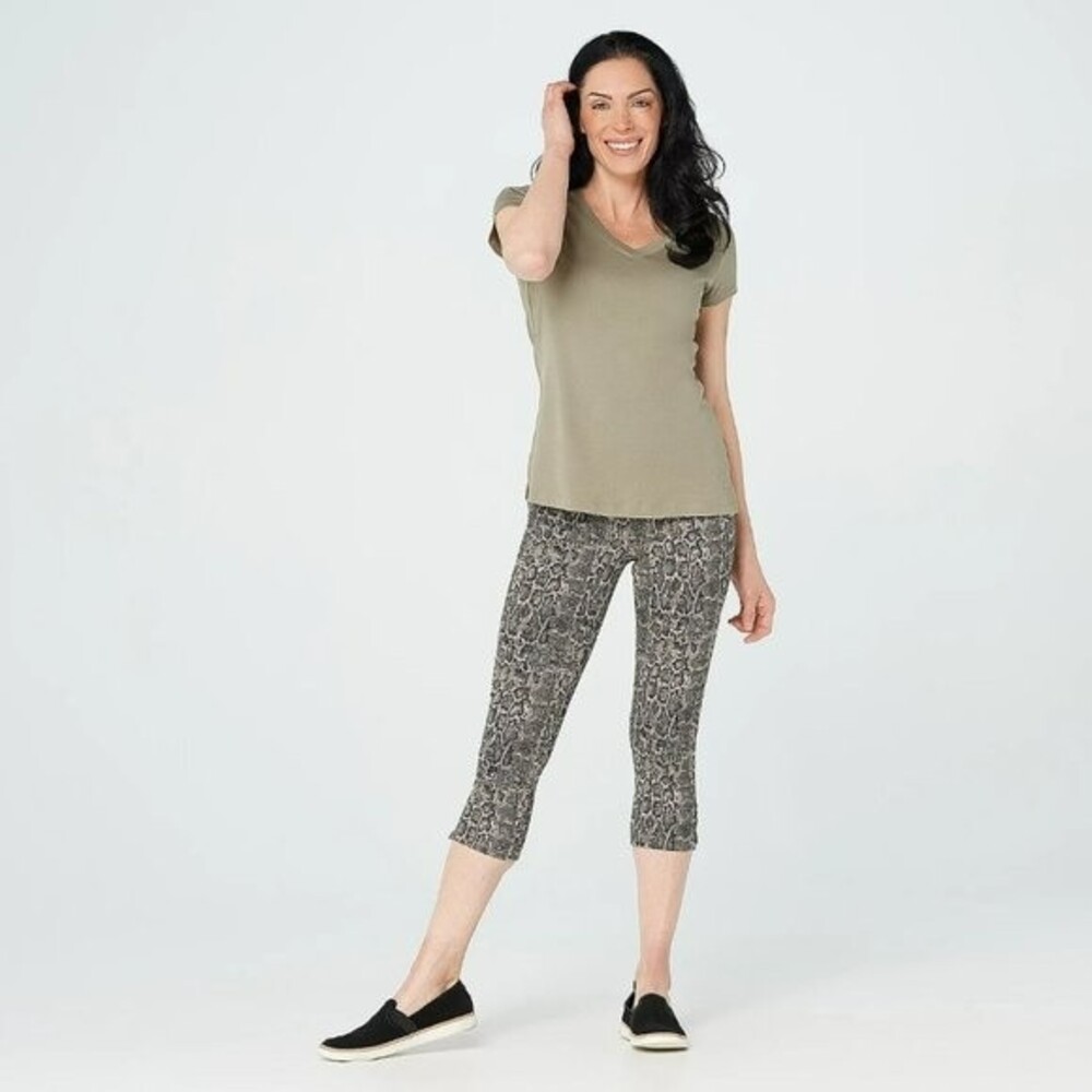 Spanx Jeanish Capri Denim Pants Taupe Snake Size Small Leggings NWT